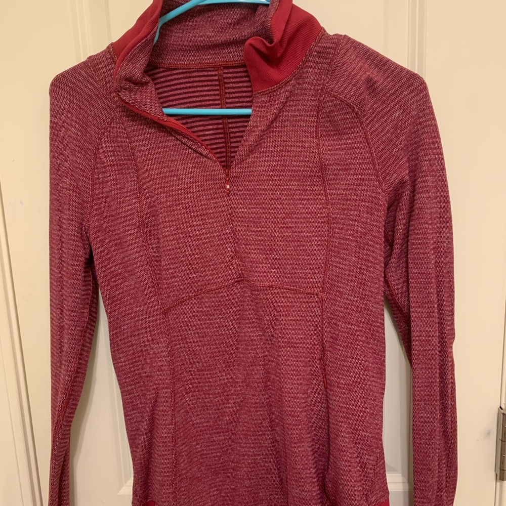 Lululemon pullover